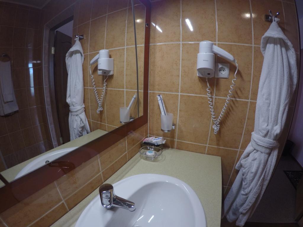 Kurmet Hotel Uralsk Rom bilde
