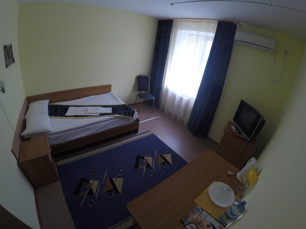 Kurmet Hotel Uralsk Rom bilde