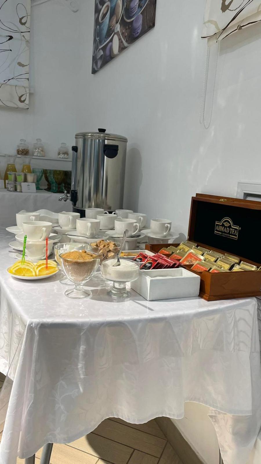 Kurmet Hotel Uralsk Eksteriør bilde